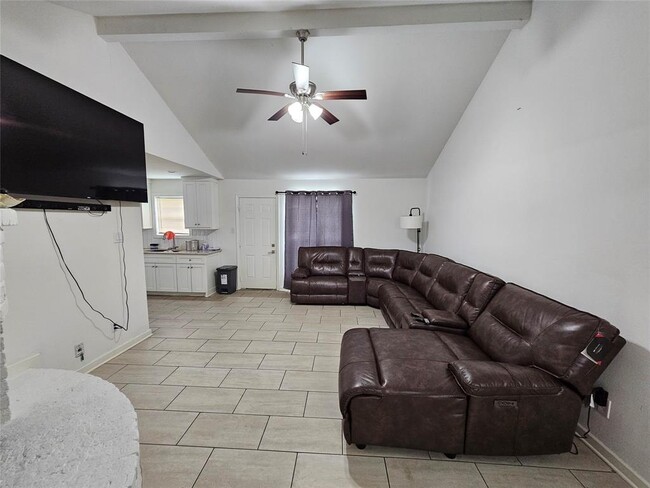 Building Photo - 11330 Carvel Ln