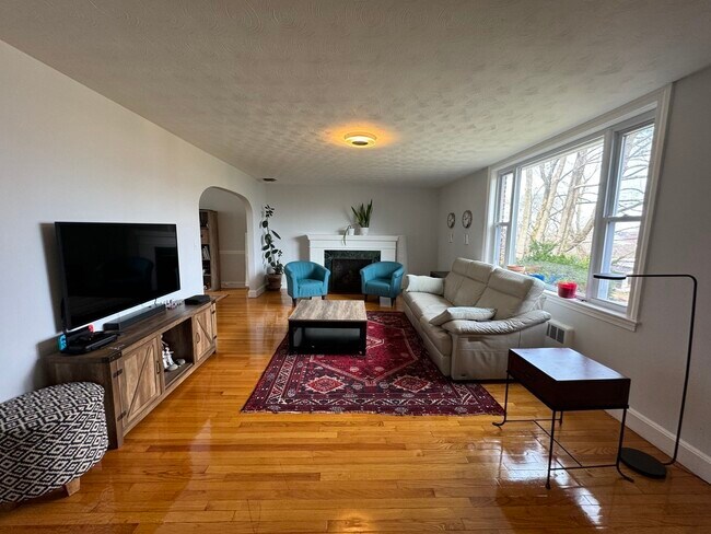 Building Photo - 106 Jordan Rd