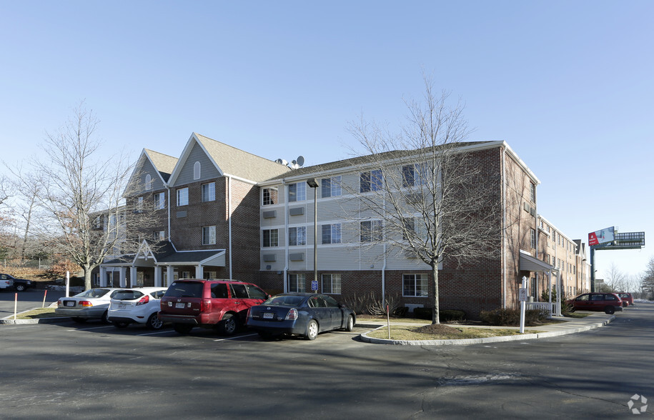 Furnished Studio - Peabody - 200 Jubilee Dr Peabody MA 01960 ...