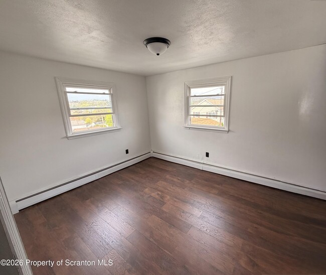 Building Photo - 149 Tompkins St