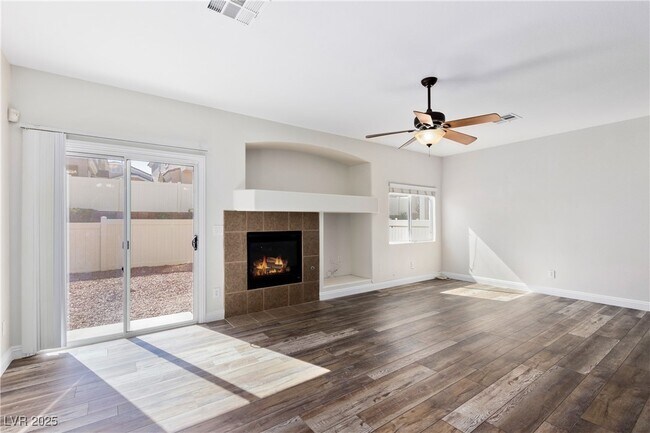 Primary Photo - 1088 Slate Crossing Ln