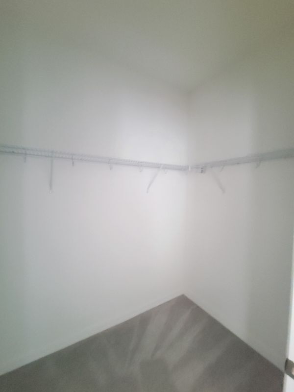 Building Photo - 1346 Normandy Dr