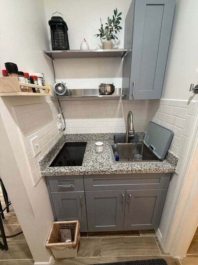 Building Photo - 9882 Perfect Dr