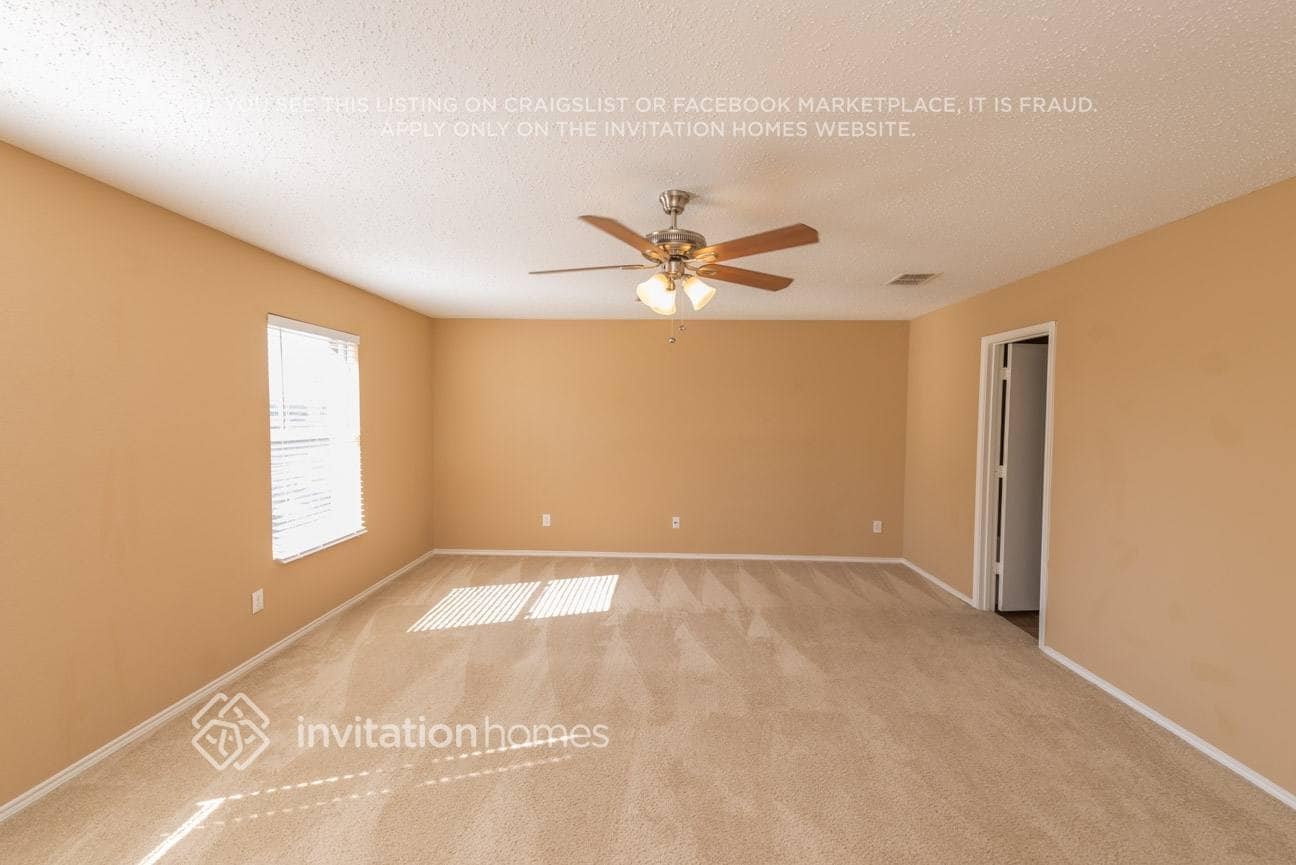 Building Photo - 3012 Cesareo Dr