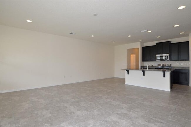 Building Photo - 413 Merry Brook Cir