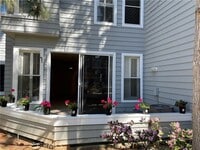 Building Photo - 253 Chesterfield