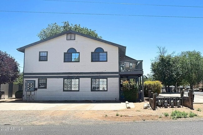 Building Photo - 3186 N Bumblebee Dr