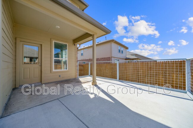 Building Photo - 648 Amber Creek