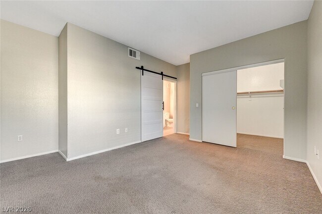 Building Photo - 1401 N Michael Way