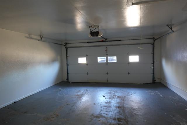 Building Photo - 1831 Kensington Dr