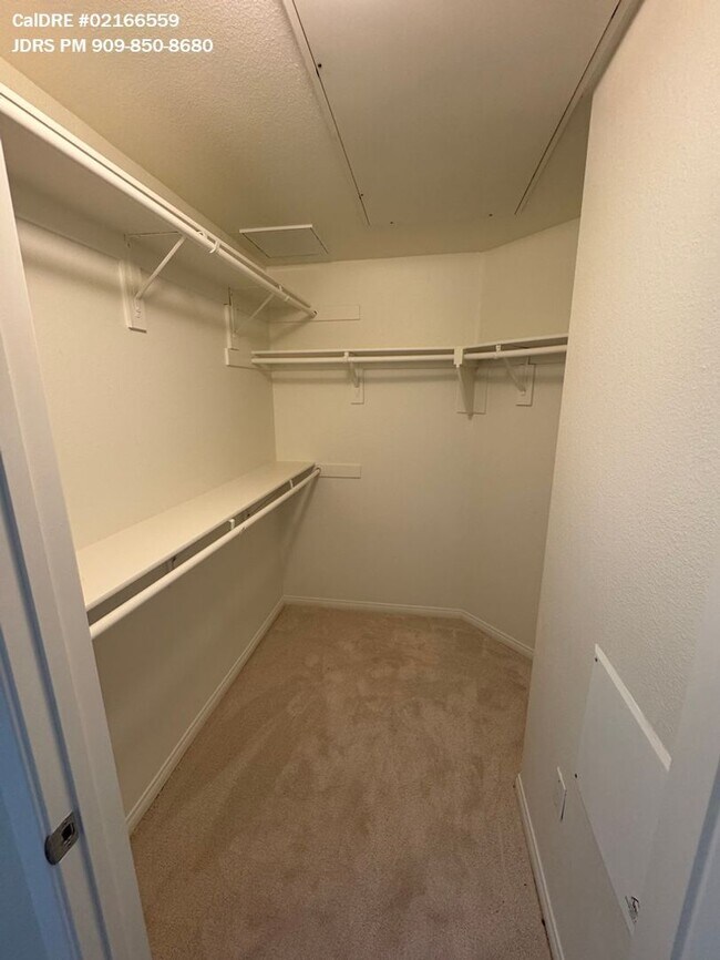 Building Photo - Irvine 1 Bedroom Condo