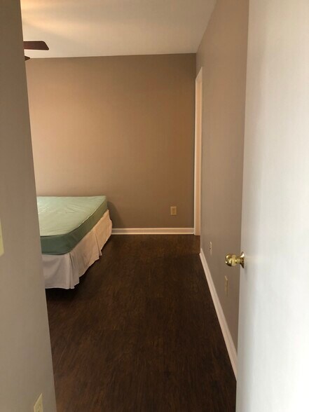 Bedroom 1 - 1366 Hunters Rd