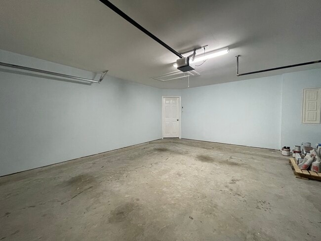 Building Photo - 6110 Moran Crest Dr