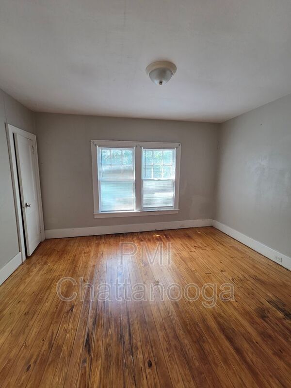 Building Photo - 101 Kingwood Dr