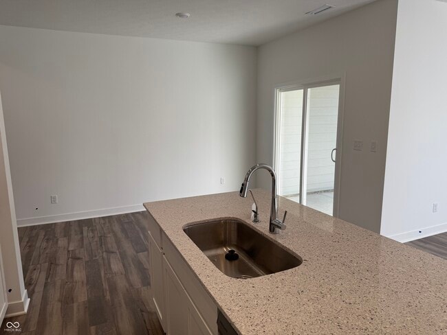 Building Photo - 15203 Farrington Rd