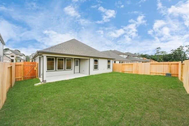 Building Photo - 12022 Maple Oak Dr