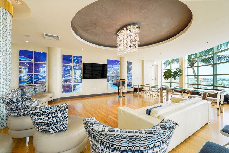 Building Photo - 244 Biscayne Blvd