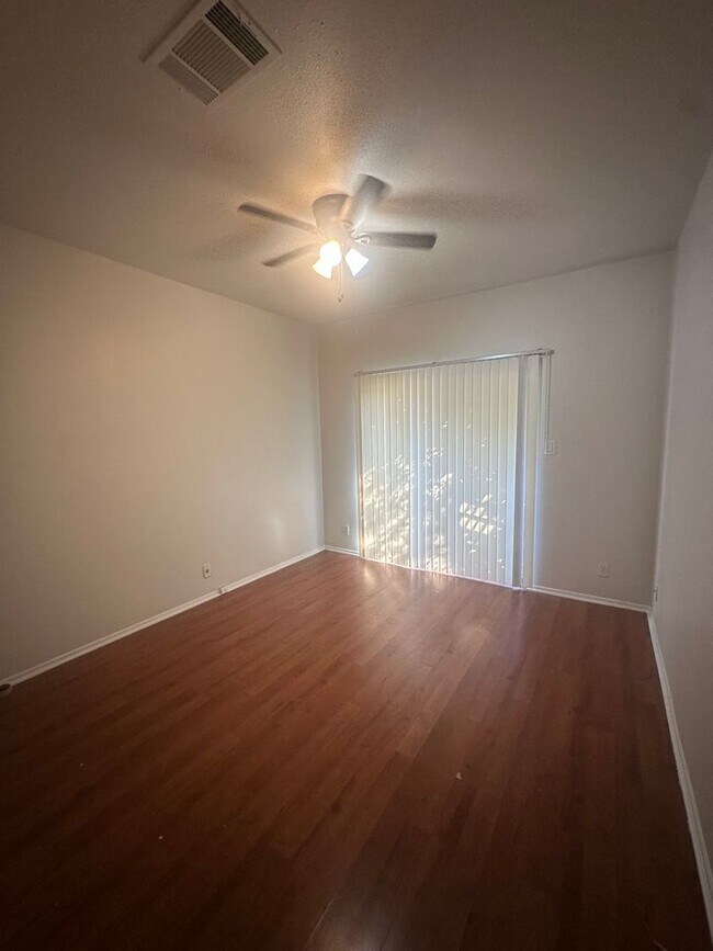 Building Photo - Available Now! Windtree Condos