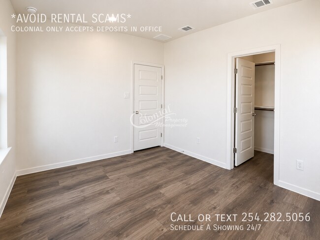 Building Photo - 1622 Crooked River