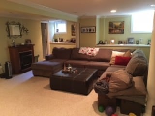 Bonus Room - 3613 Meadowbrook Ave