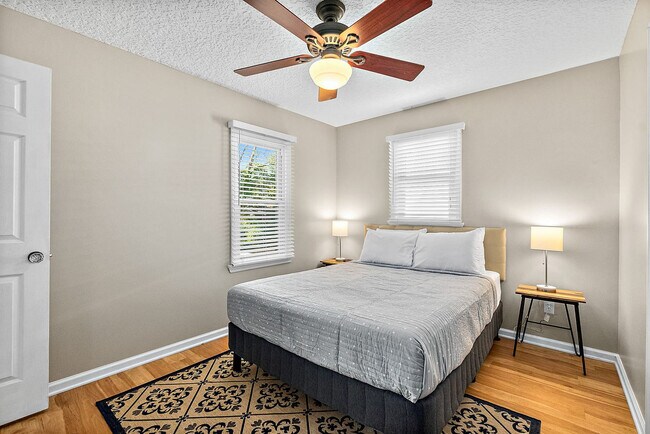 Building Photo - 12 Sylvan Dr