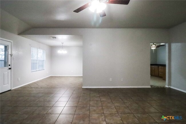 Building Photo - 1705 Liberty Hill Dr