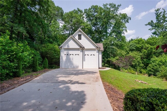 Building Photo - 105 Chablis Ct