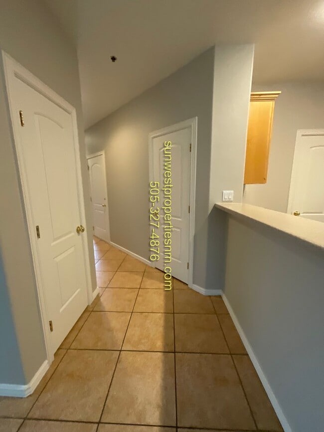 Building Photo - 3 Bedroom, 3 Bath, 2 Car Garage with Fenced Backyard Townhouse