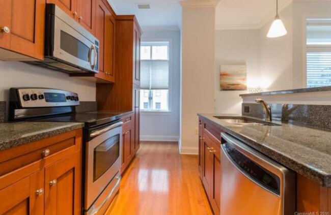 Kitchen - 230 S Tryon St
