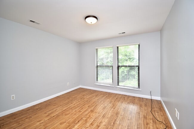 Building Photo - 758 Cincinnati-Batavia Pike