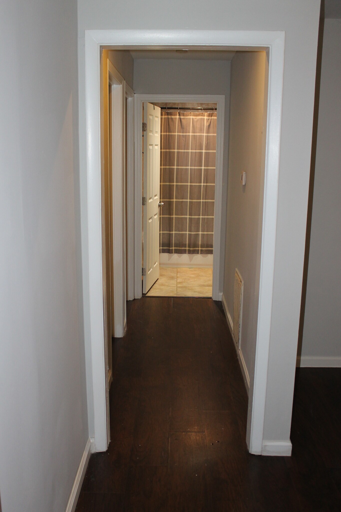 Building Photo - 756 Sunset Blvd SW