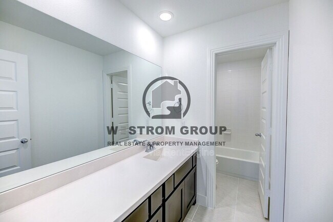 Building Photo - 12417 Iveson Dr