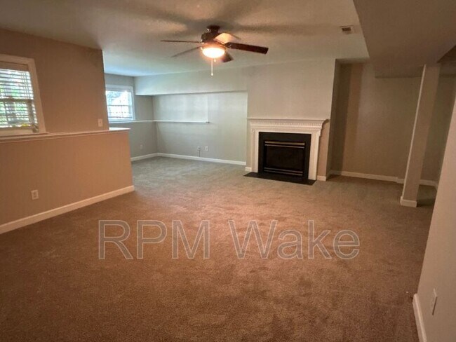 Building Photo - 1100 Kirkeenan Cir
