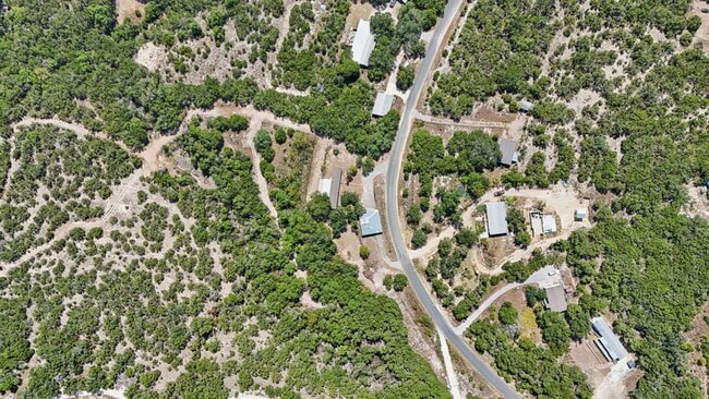 Building Photo - 21522 Long Hill Dr