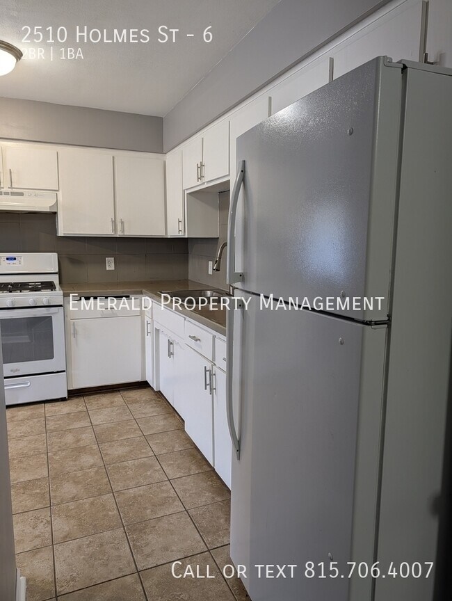 Building Photo - 2510 Holmes St