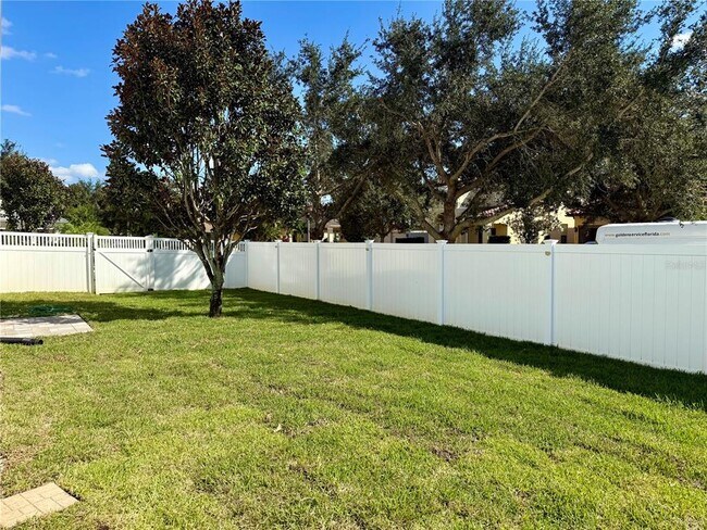 Building Photo - 6060 Roseate Spoonbill Dr