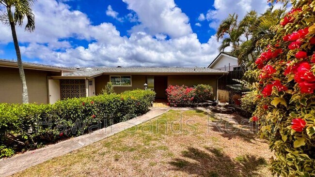 Building Photo - 366 Poipu Dr