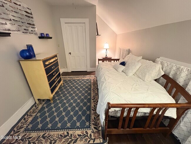 Building Photo - 260 Clark Rd