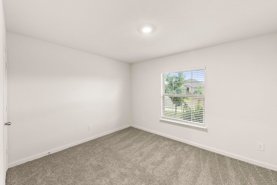 Building Photo - 3016 Boran Dr