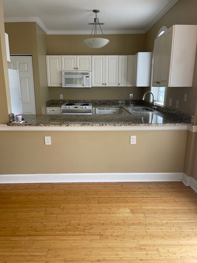 Building Photo - 4647 Wild Iris Dr