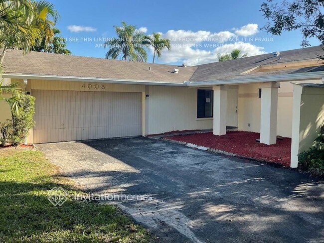 Building Photo - 4005 W Sailboat Dr