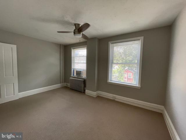 Building Photo - 802 E Elm St