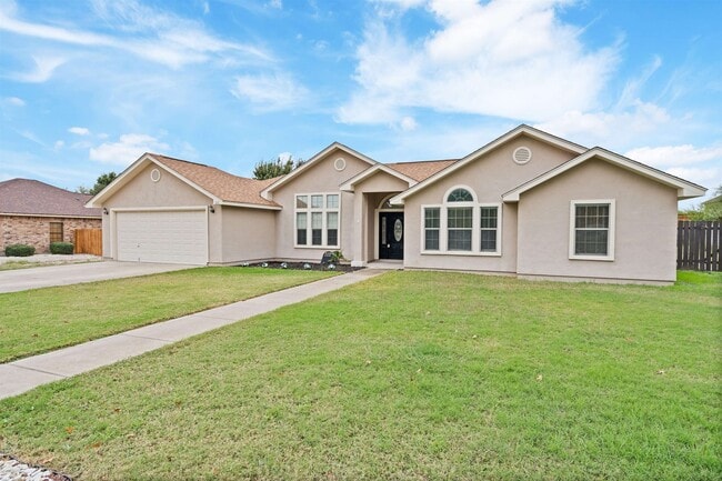 Building Photo - 221 Running Bear Trail