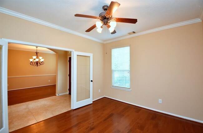 Building Photo - 30 Granite Path Pl