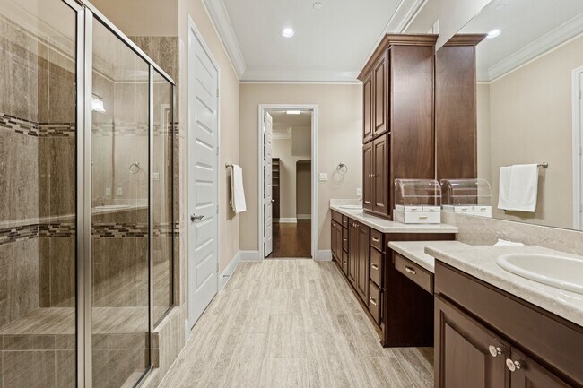 Building Photo - 534 Imperial Blvd