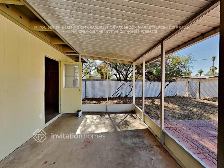 Building Photo - 3240 W Cholla St