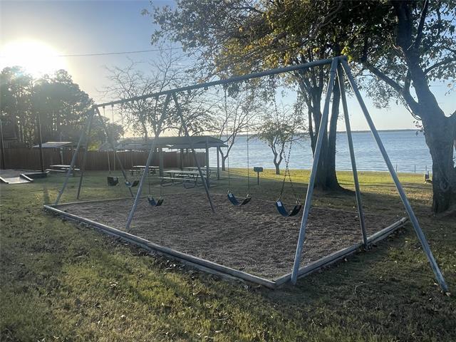 Building Photo - 137 Oak Haven Dr