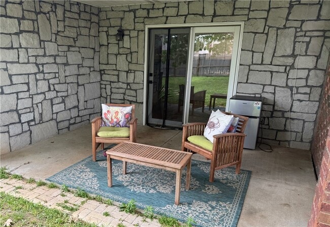 Building Photo - 2009 S 11th St