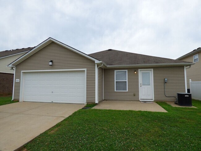 Building Photo - LARGE 3BR Home Blackman School Zone