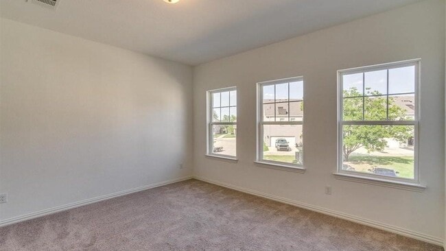 Building Photo - 9935 Schramm St
